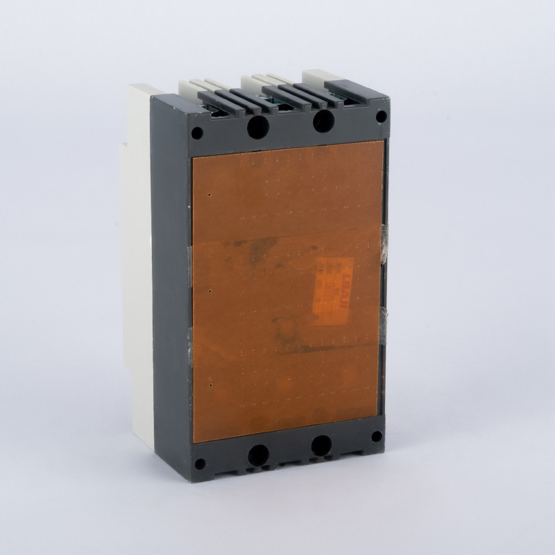 DZ15-40-390 plastic case circuit breaker