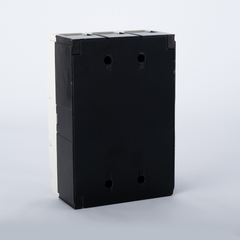 LBM3-630L-3300 plastic case circuit breaker